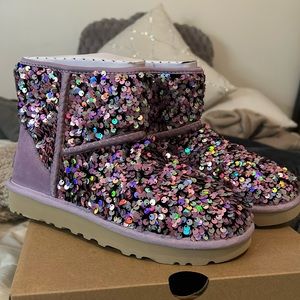 Ugg classic mini stellar sequin